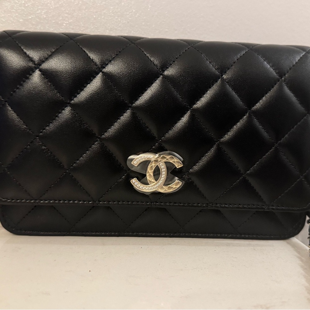 CHANEL 25C Crystal CC Black Lambskin Wallet on Chain WOC AP4337 NEW